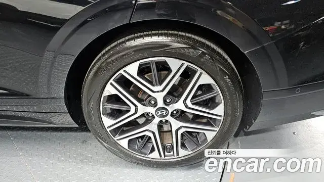 Hyundai Grandeur Hybrid 2024 — ფოტო 28/34