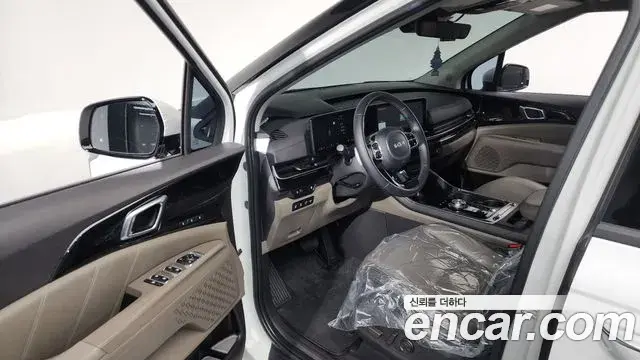 Kia Carnival 2024 — Фото 10/20