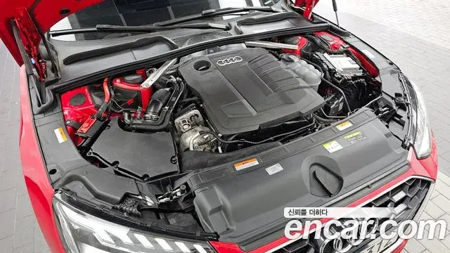 Audi A4 2023 — ფოტო 27/35