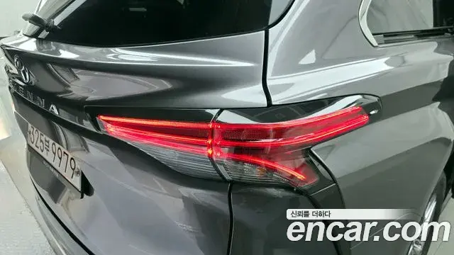 Toyota Sienna 2021 — Photo 8/30