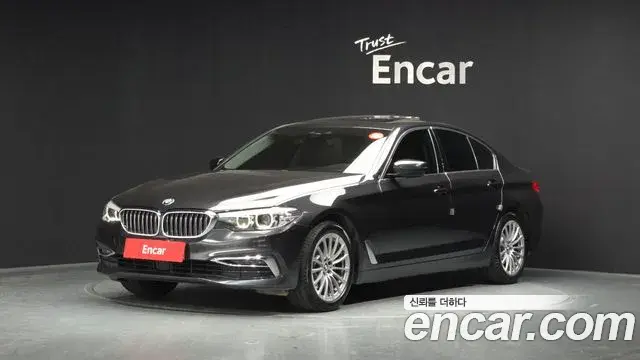 BMW 5 Series 2019 — Şəkil 10/20