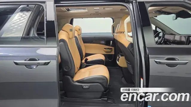 Kia Carnival 2022 — Фото 11/20