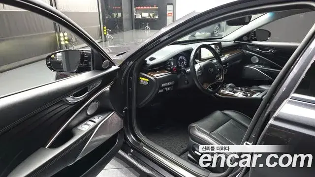 Kia The K9 2019 — Photo 10/20