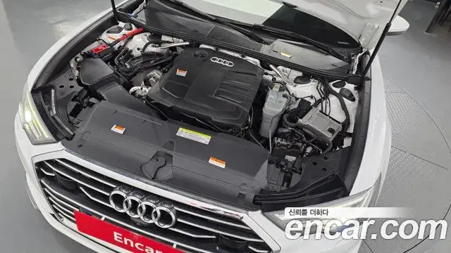 Audi A6 2020 — Photo 16/33