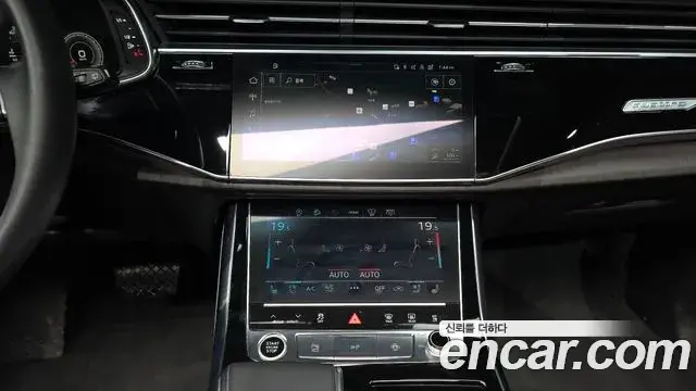Audi Q7 2022 — Фото 14/20