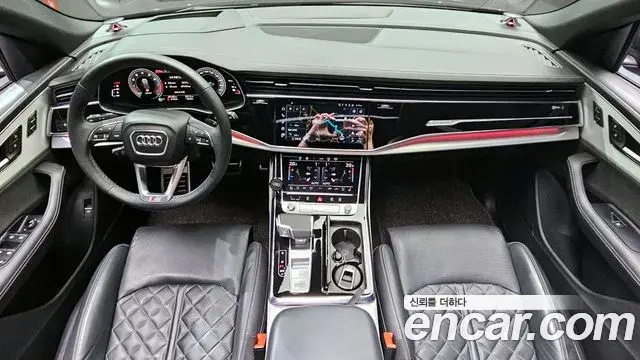 Audi Q8 2023 — ფოტო 16/37