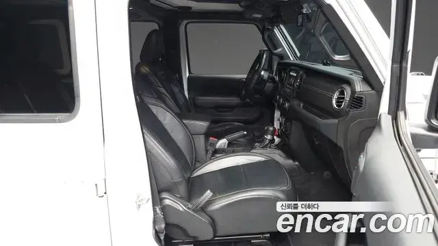 Jeep Wrangler 2019 — Şəkil 3/20