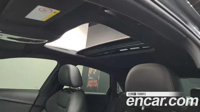 Audi A4 2019 — ფოტო 36/38
