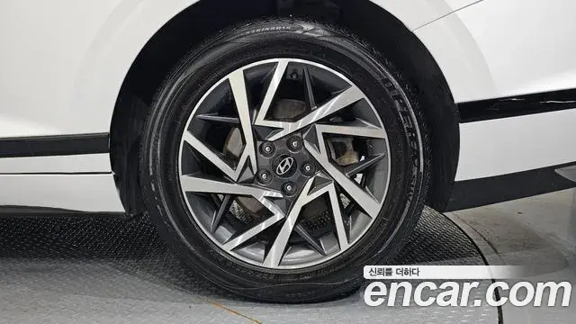 Hyundai Grandeur Hybrid 2023 — Şəkil 23/30