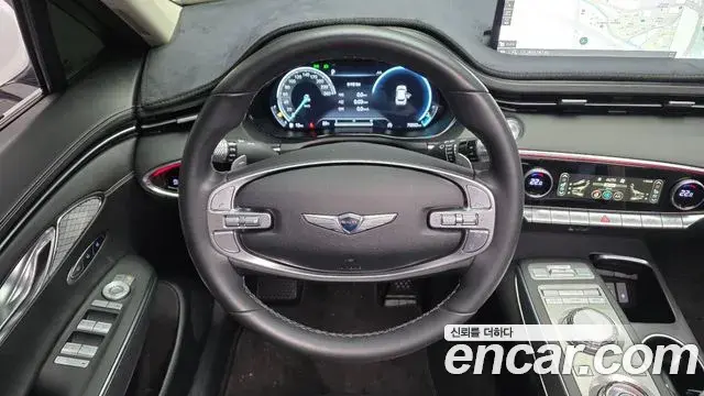 Genesis GV70 2022 — Photo 17/33