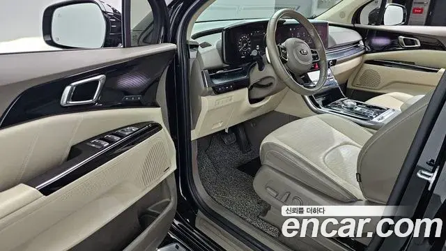 Kia Carnival 2021 — Фото 10/20