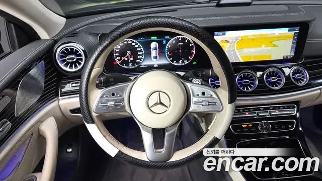 Mercedes-Benz CLS-Class 2019 — Photo 19/30