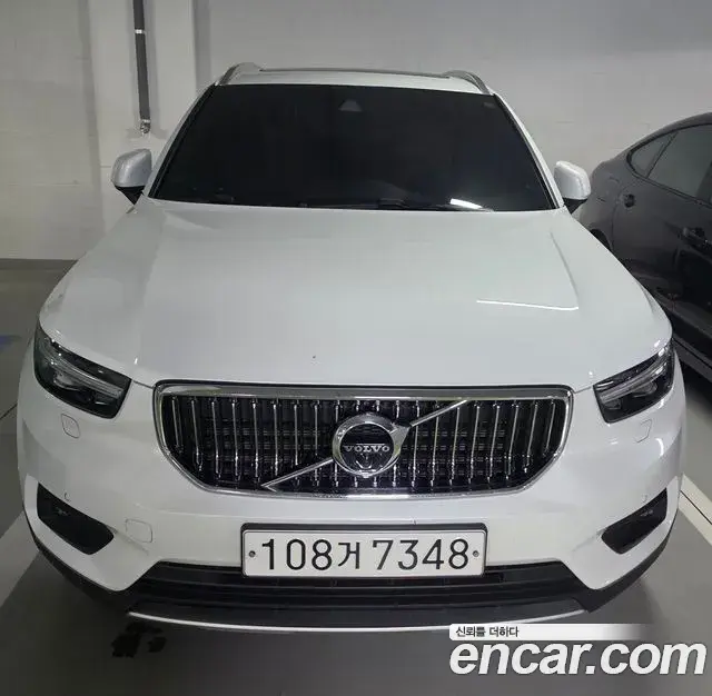 Volvo XC40 2020 — ფოტო 5/5