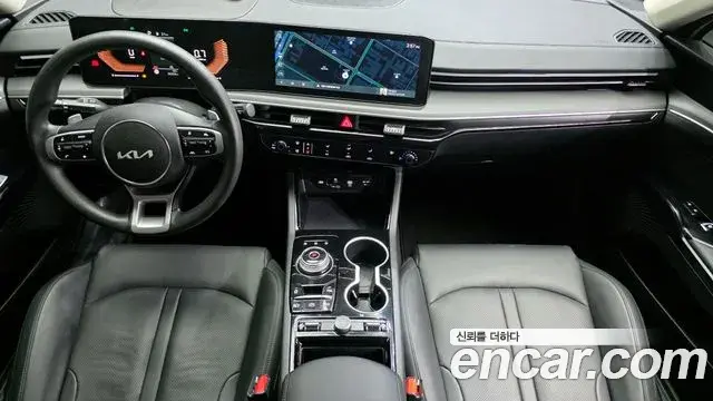 Kia K5 2024 — Photo 7/20