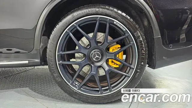 Mercedes-Benz GLC-Class 2018 — Şəkil 21/33