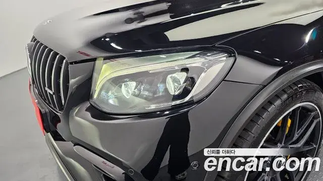 Mercedes-Benz GLC-Class 2018 — Şəkil 17/33