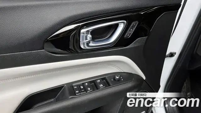 Jeep Compass 2022 — Şəkil 25/32
