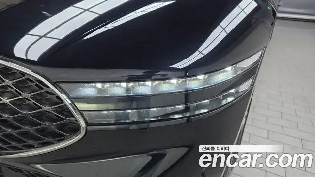 Genesis G90 2022 — Photo 27/35