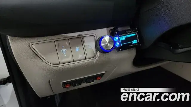 Genesis G70 2021 — ფოტო 22/40