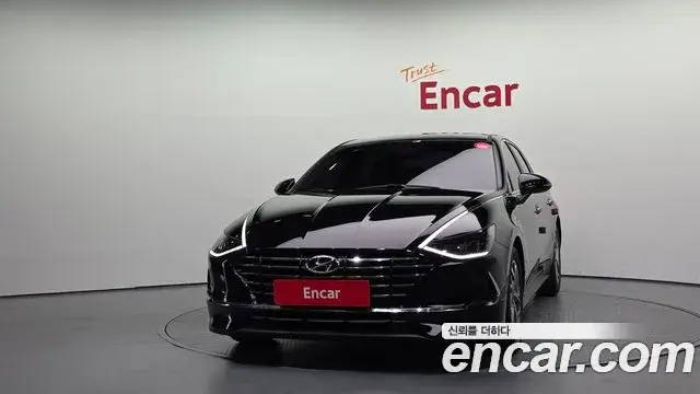 Hyundai Sonata 2021 — Фото 3/20