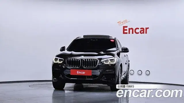 BMW X4 2021 — Şəkil 26/32