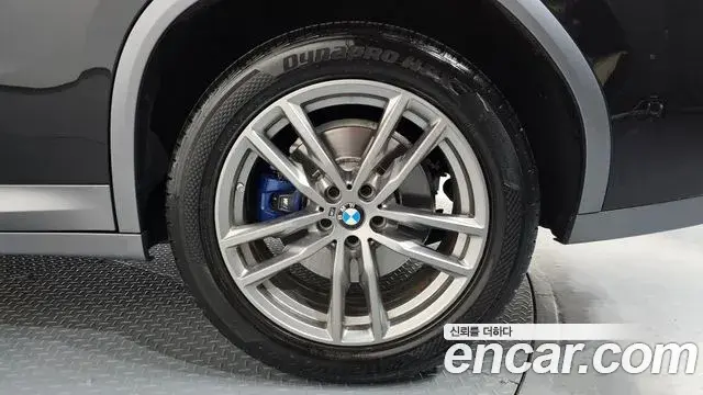 BMW X4 2021 — Şəkil 11/32