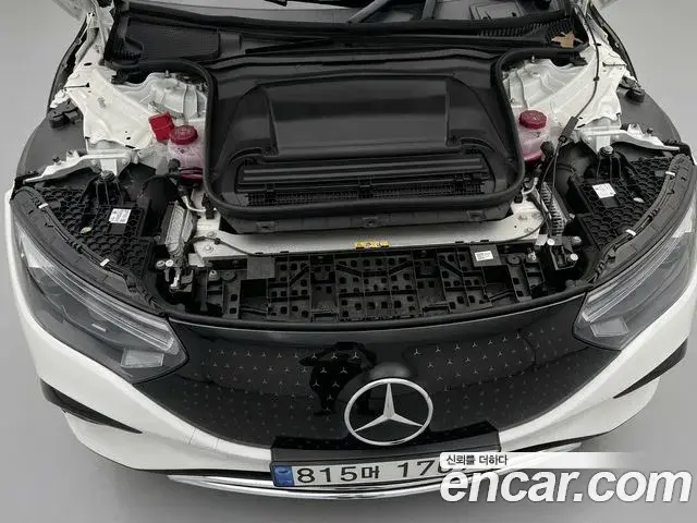 Mercedes-Benz EQE 2022 — Şəkil 8/12