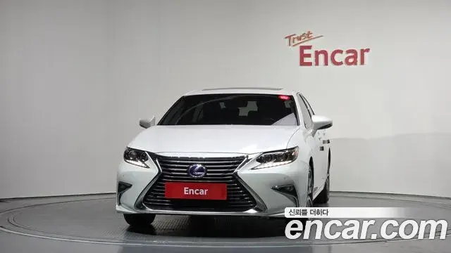 Lexus ES300h 2018 — Şəkil 3/20