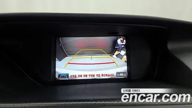 Lexus ES300h 2018 — Şəkil 15/20