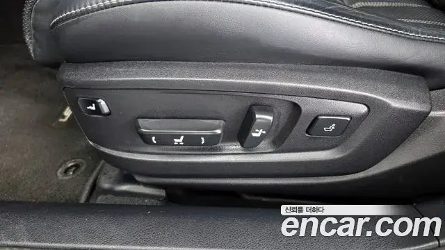 Lexus ES300h 2018 — Şəkil 17/20