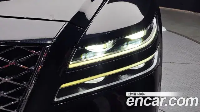 Genesis GV80 2022 — ფოტო 16/31
