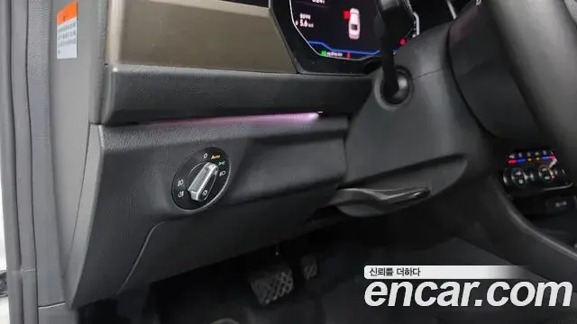 Volkswagen Jetta 2021 — Photo 13/32