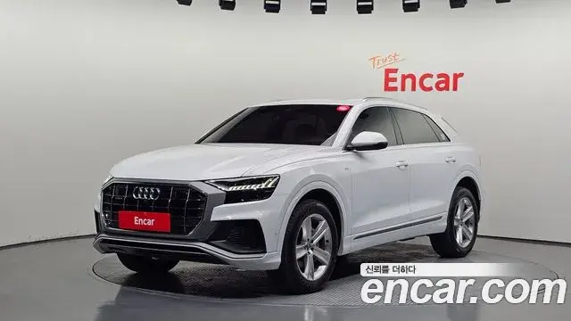 Audi Q8 2020 — ფოტო 13/20