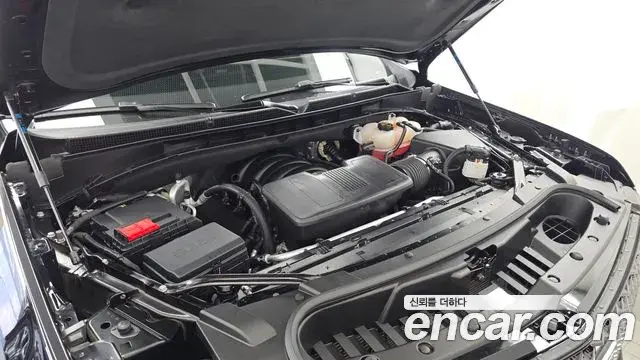 Cadillac Escalade 2025 — ფოტო 9/20
