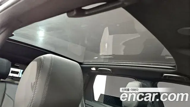 Land Rover Discovery Sport 2025 — ფოტო 18/20