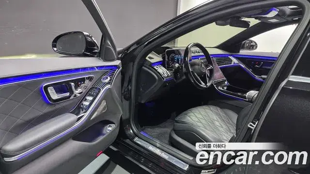 Mercedes-Benz S-Class 2023 — Photo 14/20