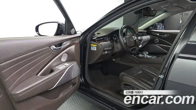 Kia The K9 2018 — Фото 10/20