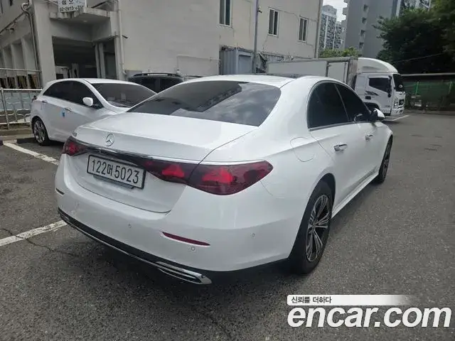 Mercedes-Benz E-Class, 2025