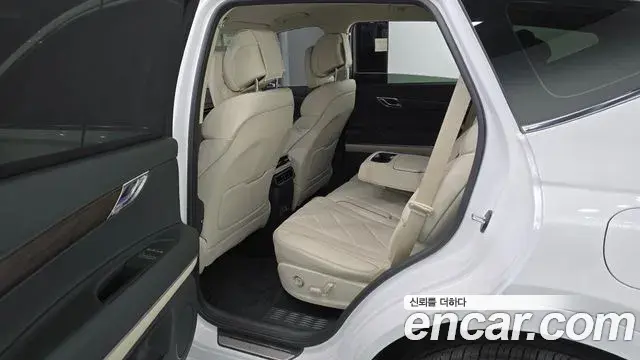 Genesis GV80 2025 — ფოტო 17/20