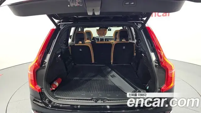 Volvo XC90 2020 — ფოტო 12/20