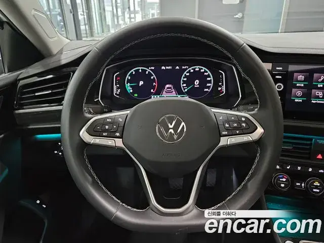 Volkswagen Jetta 2023 — Şəkil 3/20