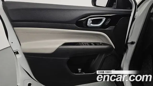 Jeep Compass 2022 — ფოტო 5/35