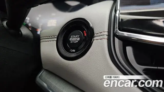 Jeep Compass 2022 — ფოტო 19/35