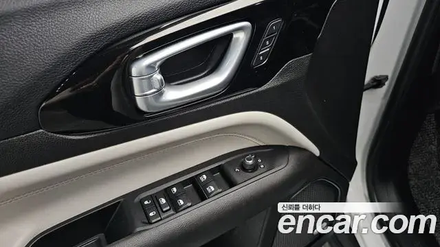 Jeep Compass 2022 — ფოტო 29/35