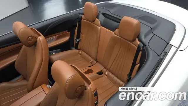 Mercedes-Benz E-Class 2020 — Şəkil 9/32