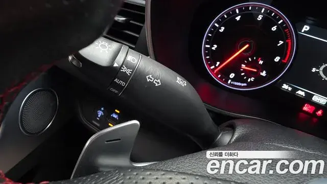 Genesis G70 2019 — Photo 29/37