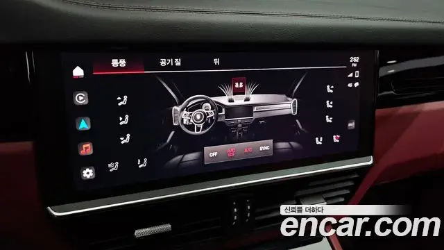 Porsche Cayenne 2022 — ფოტო 26/38