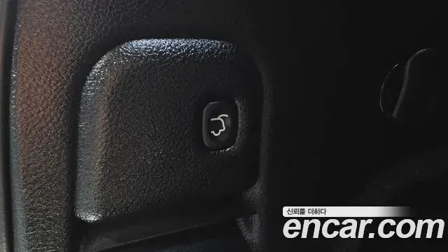 Jeep Grand Cherokee 2018 — ფოტო 6/36