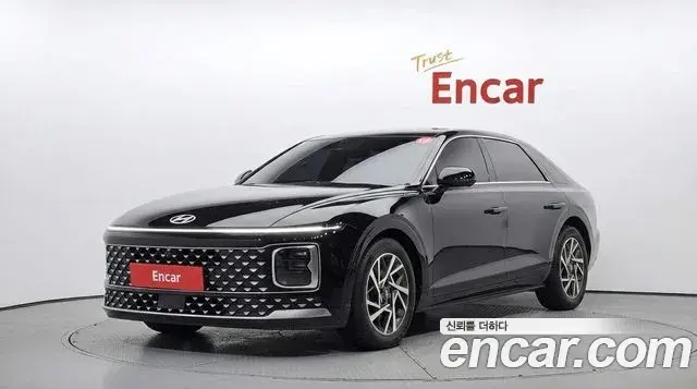 Hyundai Grandeur Hybrid 2023 — ფოტო 4/20