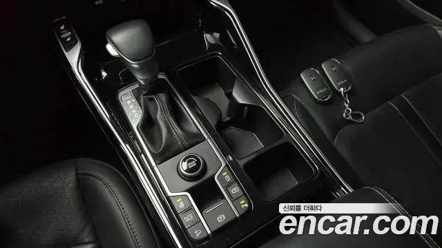 Kia Sorento 2023 — Фото 9/20